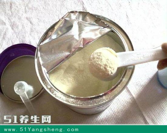 宝宝奶粉过期扔了怪可惜的, 看这位宝妈如何变废为宝!