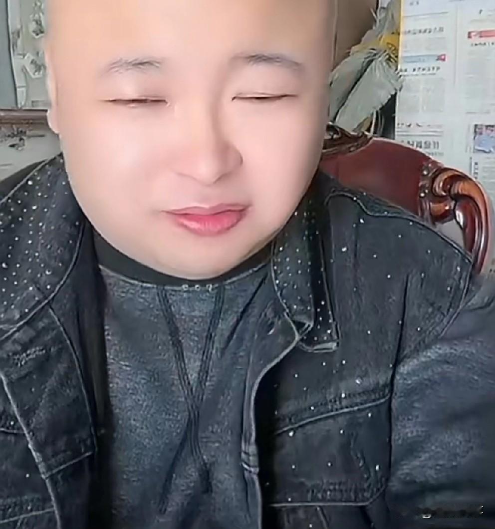 老狗心疼闺女最可怜，成了留守儿童，白麻将不带在身边怕闺女管别人叫爹！