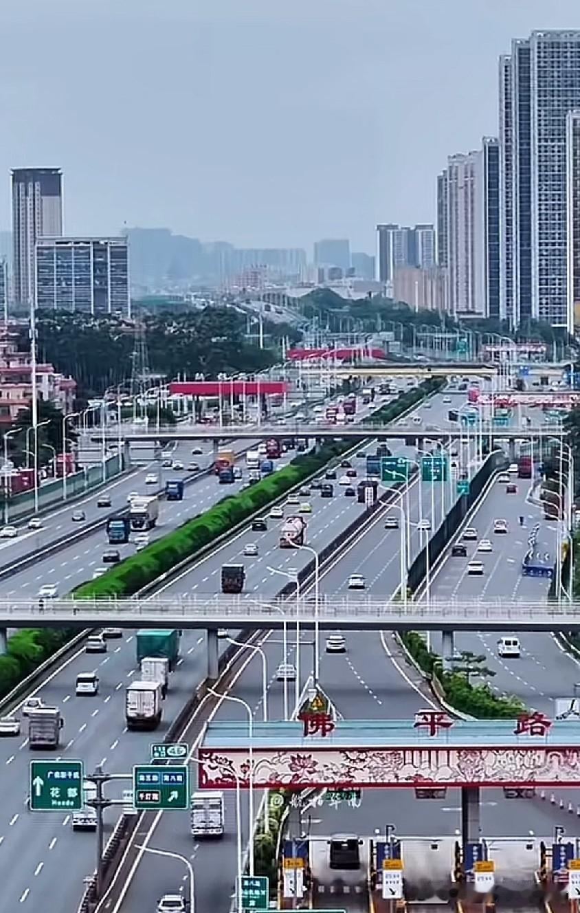 这是一条让众多佛山车主甚至广东司机们意难平的高速公路。佛山一环高速，这条由佛山市