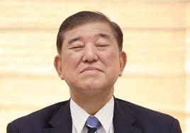 【自民党28日召开两院议员会议，石破茂不愿下台，谋求党内理解】日本共同通讯