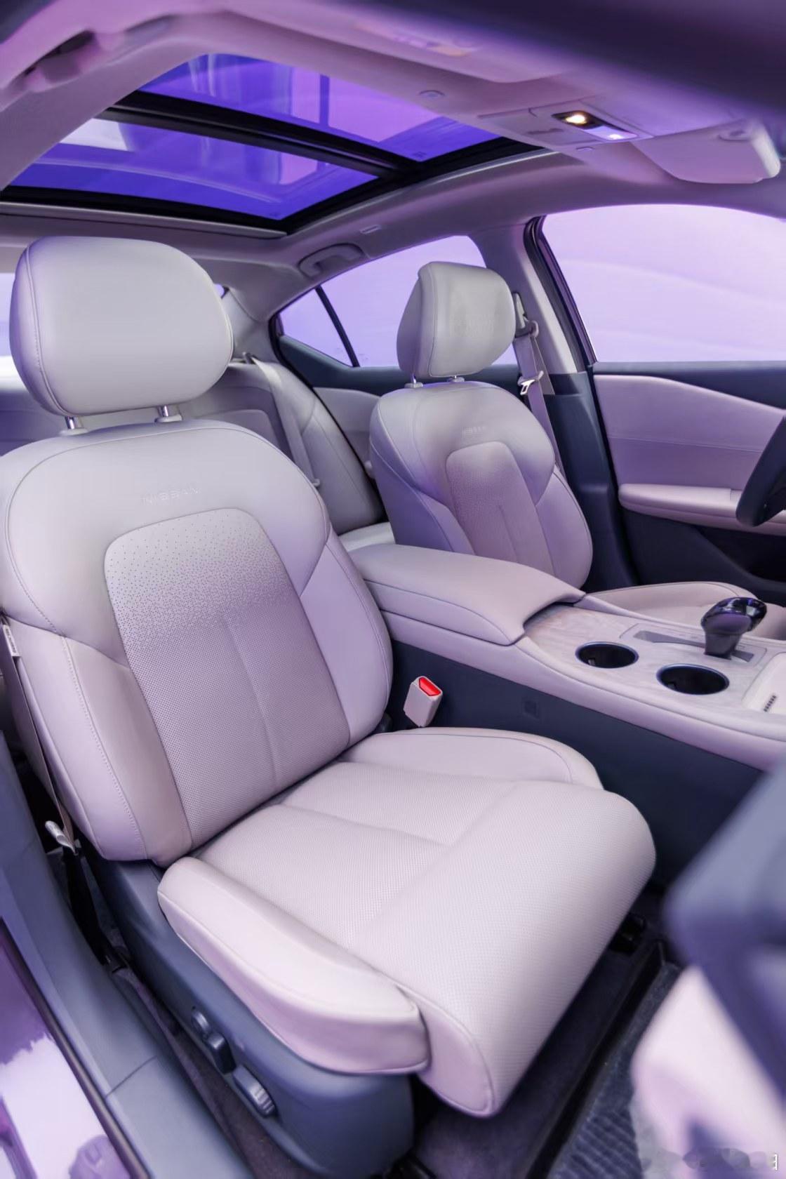 燃油车智能体验拉胯？东风日产全新天籁·鸿蒙座舱5第一个不服！🚀全新天籁这次带着