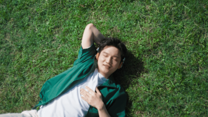 樊振东含金量还在上升中握着鱼竿等鱼上钩，哪怕没动静也不急躁。这份稳当，赛场外也