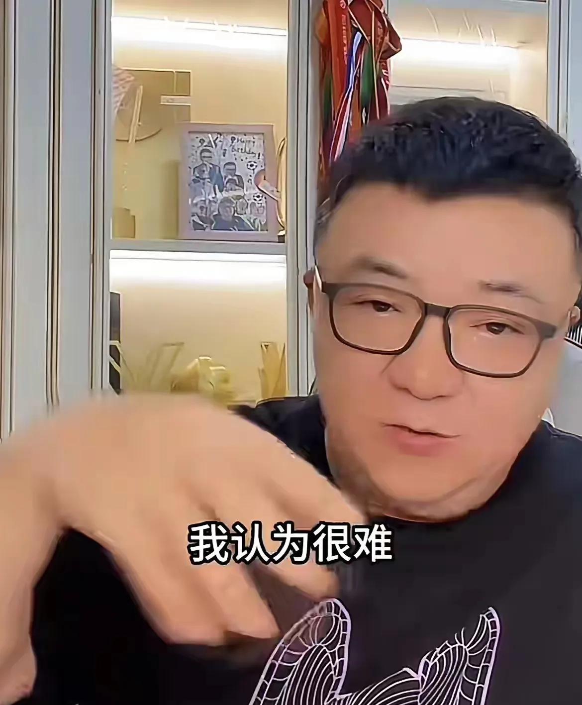 董路：久尔杰维奇不是合格教练！进攻太早换人太迟！董路炮轰久尔杰维奇不是合格教练