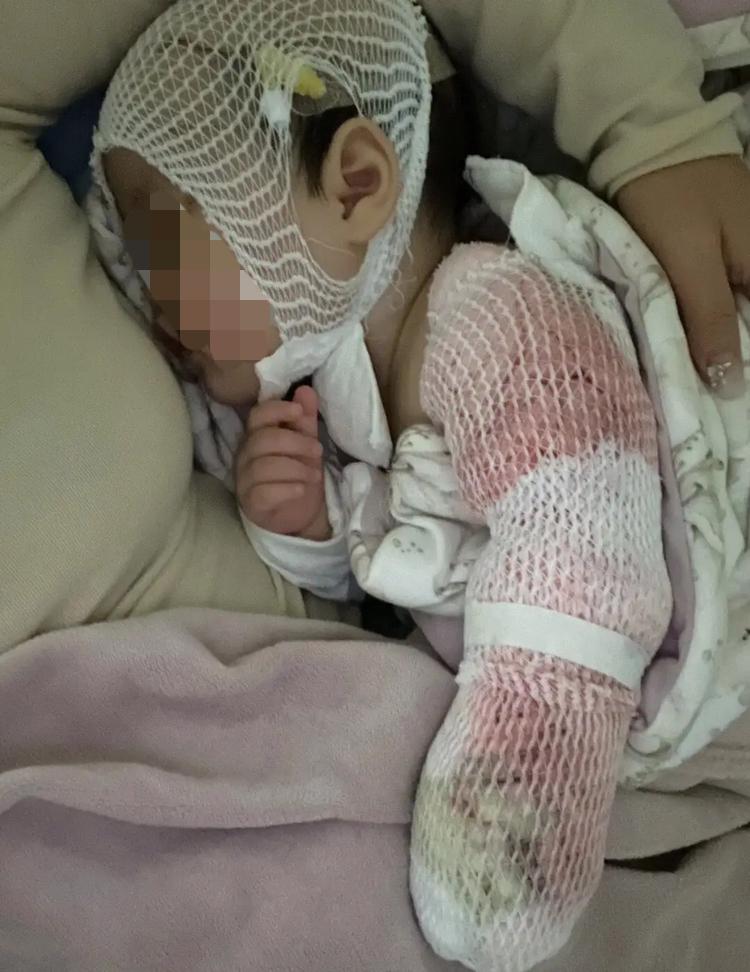 抱着烫得哭到抽搐的9个月宝宝,我才懂“放下工作养不起你”从来不是选择题,是扎心的