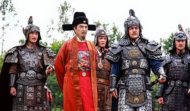袁崇焕死后，其妻及子都去投靠了昔日的部将祖大寿。祖大寿降清后，袁崇焕的儿子袁文弼加入了宁古塔正白旗汉