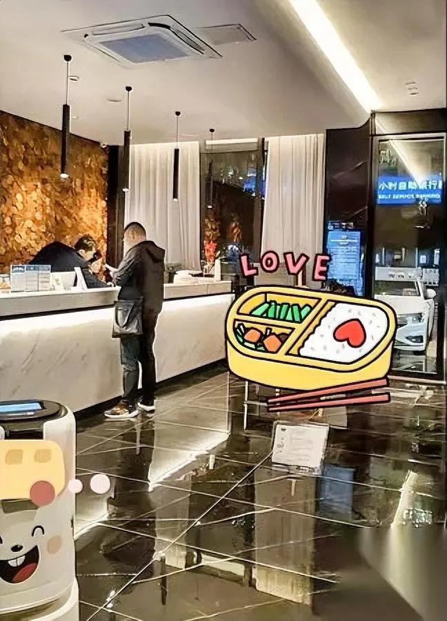 携程套路有多深？老用户竟比新号贵500！订酒店时随手选了499元的选项，