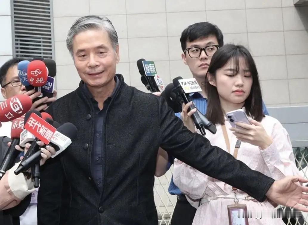 金溥聪正面回击萧旭岑，其口吻非常的硬！4月21日，金溥聪发表声明声称，马英九文教