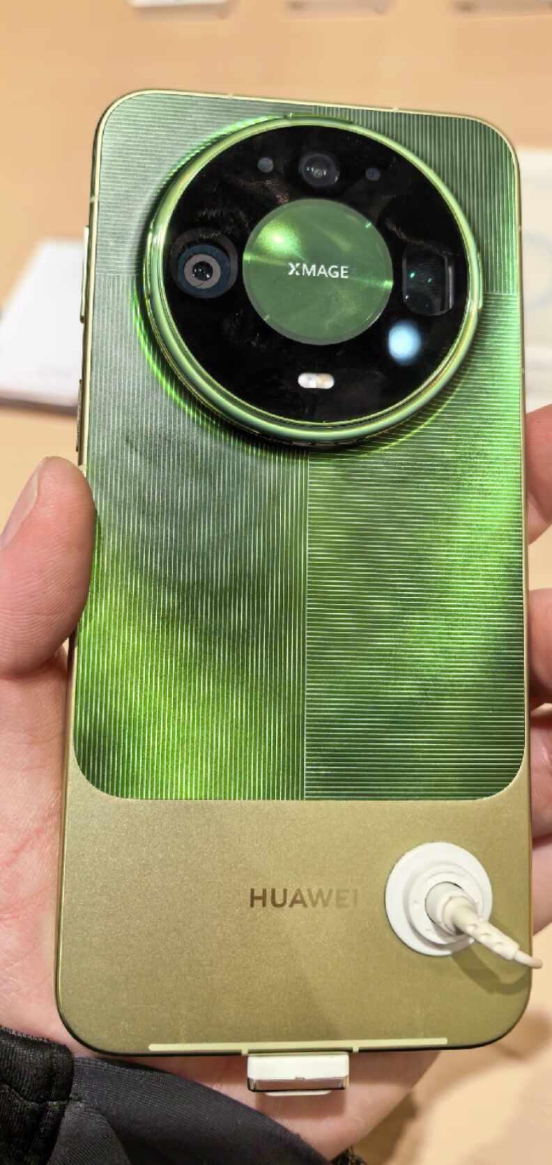 体验完华为mate90pm典藏版了我的看法：没有不好的商品，只有不合适的价格。