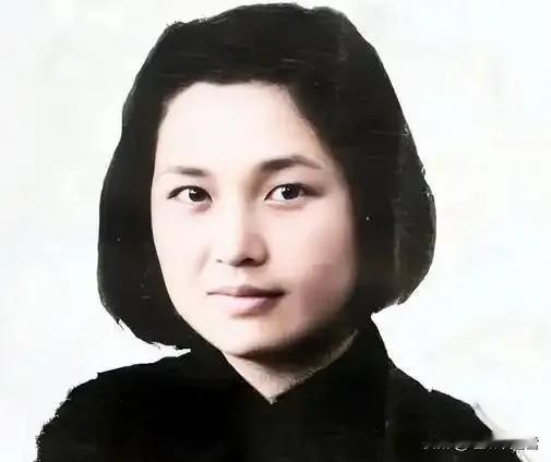 陈布雷得知地下党女儿被捕，要求毛人凤马上枪毙，却反救了她一命。1947年，