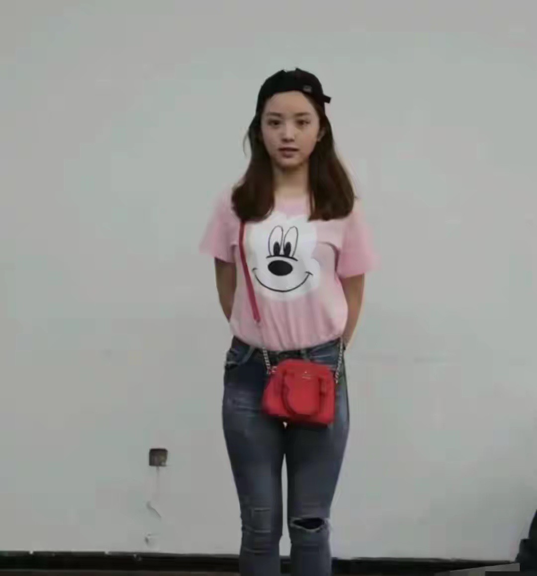 田曦薇没成名之前也很普通啊，现在长开了越来越漂亮了