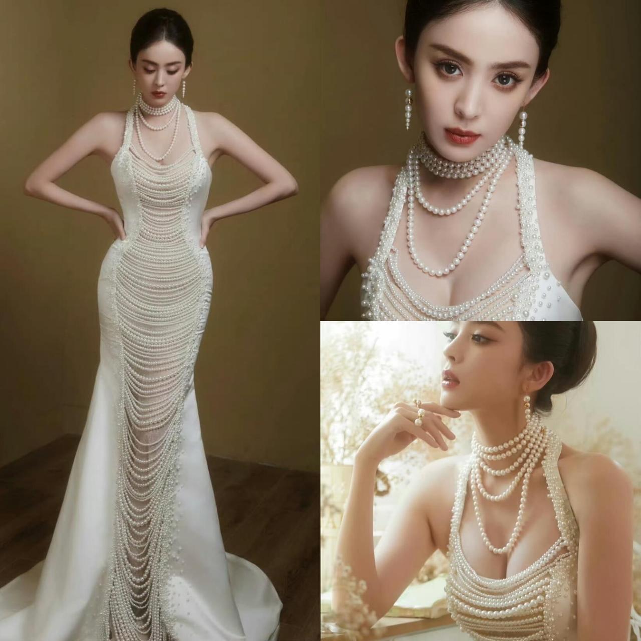 古力娜扎不仅颜值在线那气质更是没得说女王范儿十足，却又带着一丝温柔与甜美，这