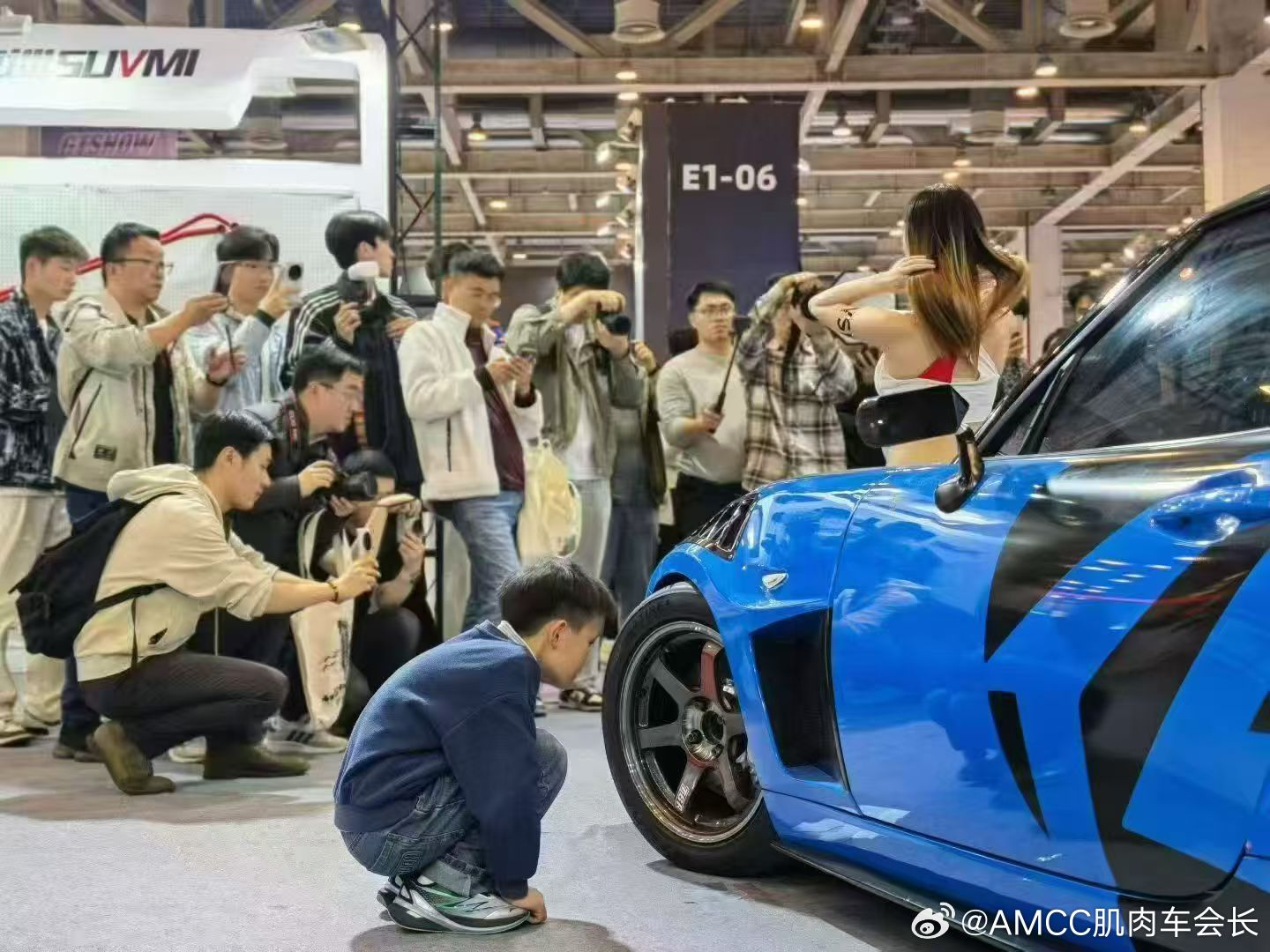 图1想说，这就是为啥我们的展台不放模特，纯粹一点更好一年一度的改装展GTSHO