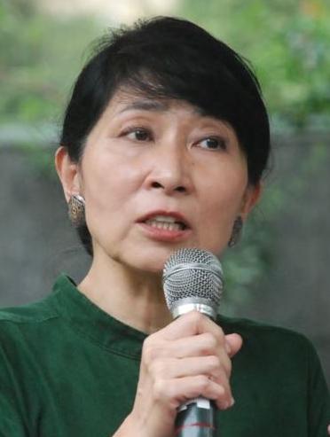 2017年，香港立法会进入宣誓环节。没想到，立法会议员毛孟静竟然公开拒绝唱过歌，