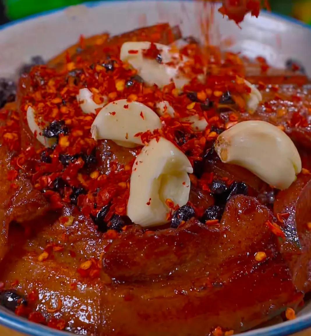 人间有味是清欢，豆腐蒸肉来一碗。湖南衡阳美食家庭版