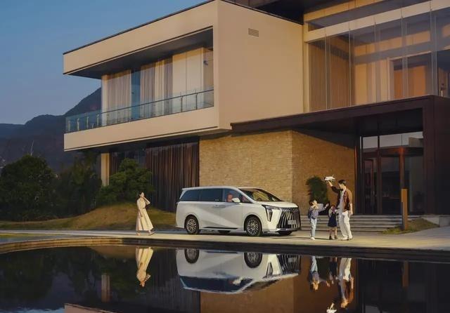 不管你信不信，这就是赤裸裸现实啊！电车30万:使用10年，电费1万，卖1.5万