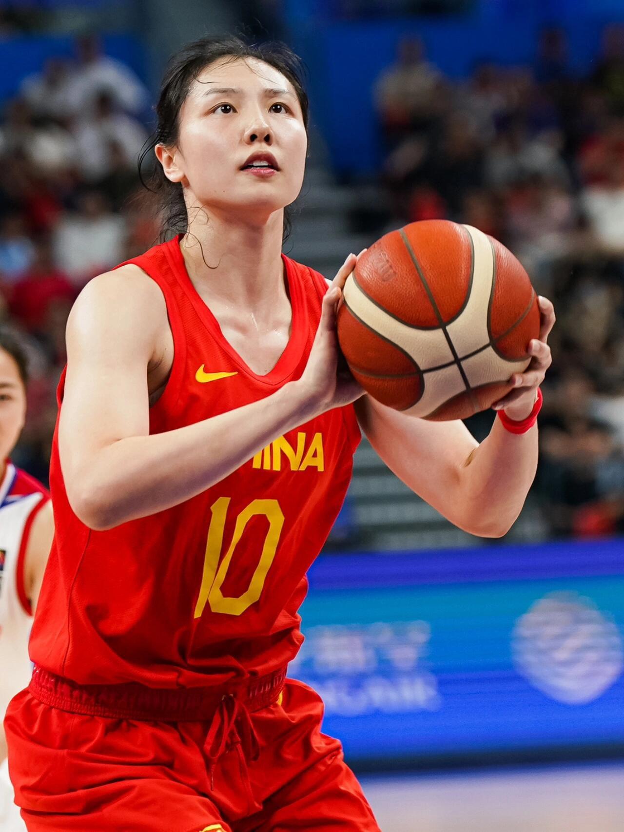 为山东女篮和山西女篮的格局点赞！因为她们两支队伍所签约的球员，本赛季几乎是给