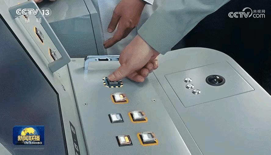 新航母电磁弹射的稳定性、可靠性真正做到世界第一！这里要感谢马伟明院士团队的伟大创