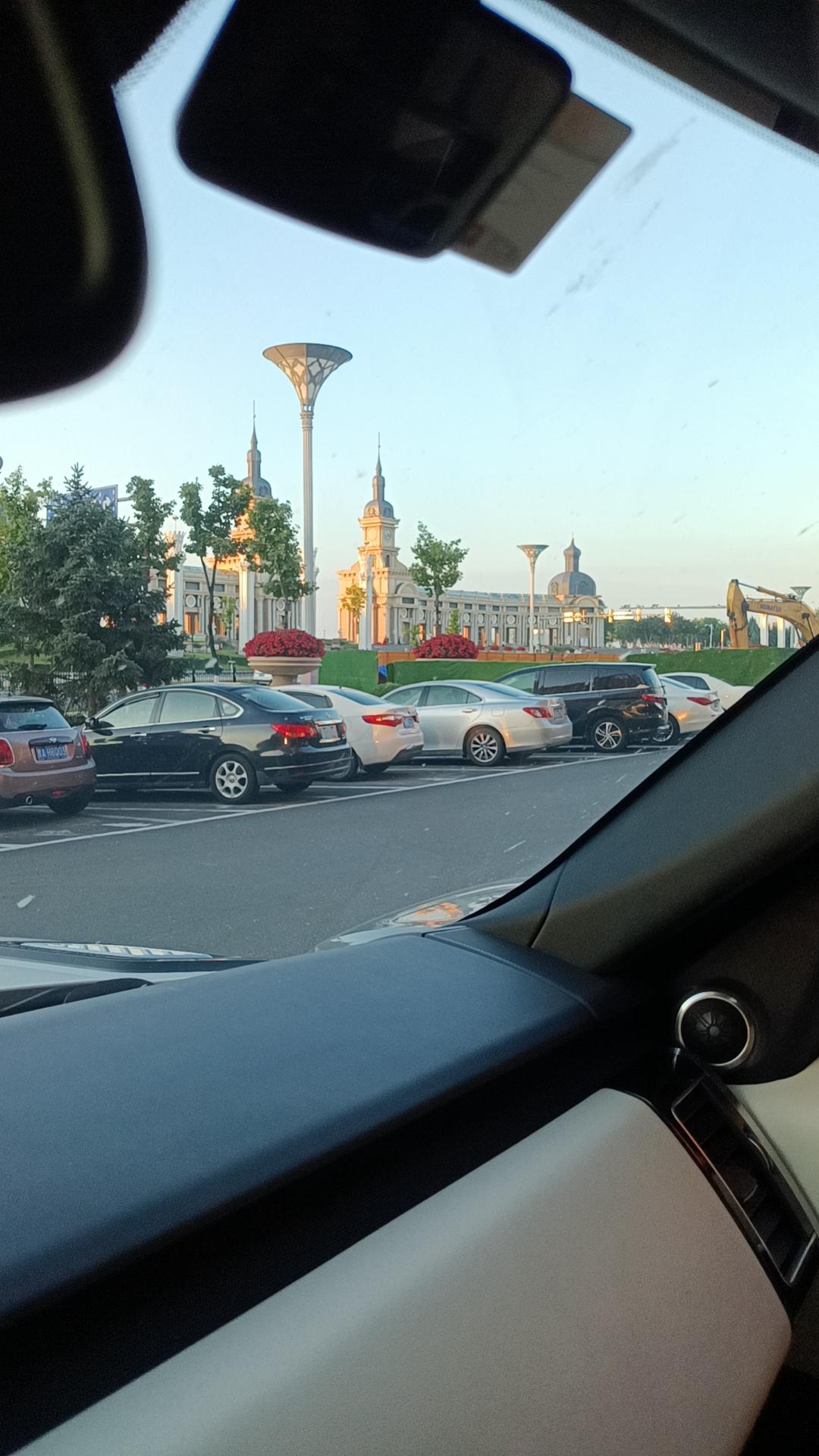 工资全交不藏私，满心护家的三大星座男感情里最踏实的偏爱，莫过于毫无保留的信