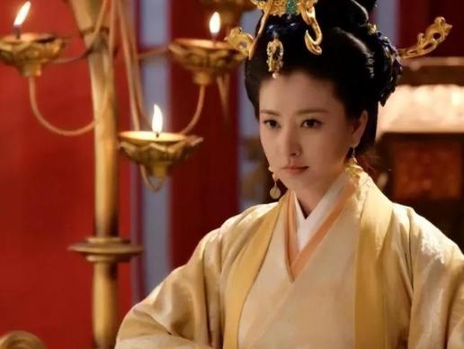 1626年，魏忠贤把李成妃幽禁在长春宫内，要饿死她。15天后，太监打开宫