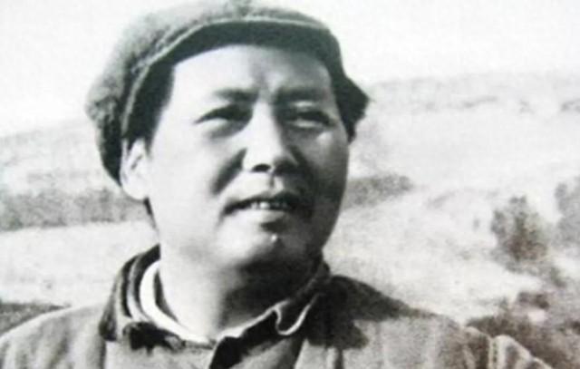 毛主席有多聪明？秦基伟袒露：在主席面前，我和曾绍山不打自招了1951年6月，