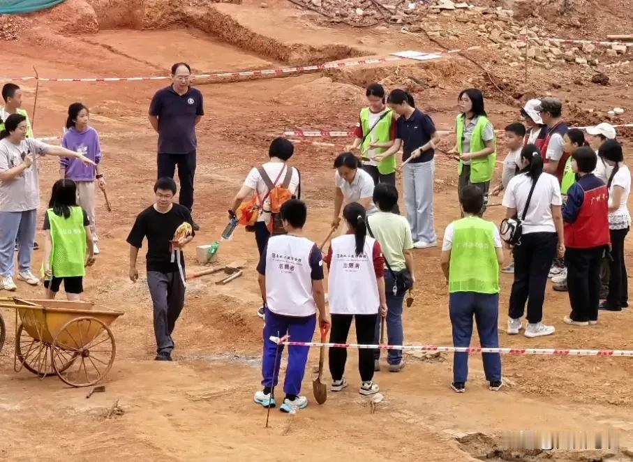 考古进行中！怪不得海珠区首个连片“原拆原建”项目开工快一年还不见楼房长出地面！
