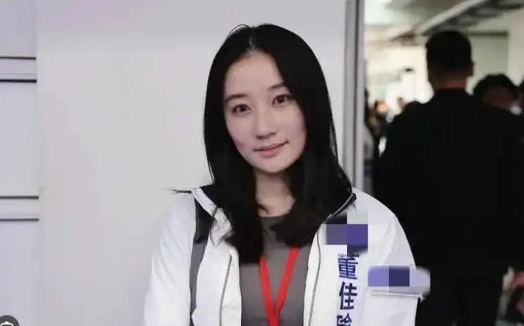 郑丽文率国民党14人代表团访陆，团队里最受关注的莫过于30岁的国际事务部