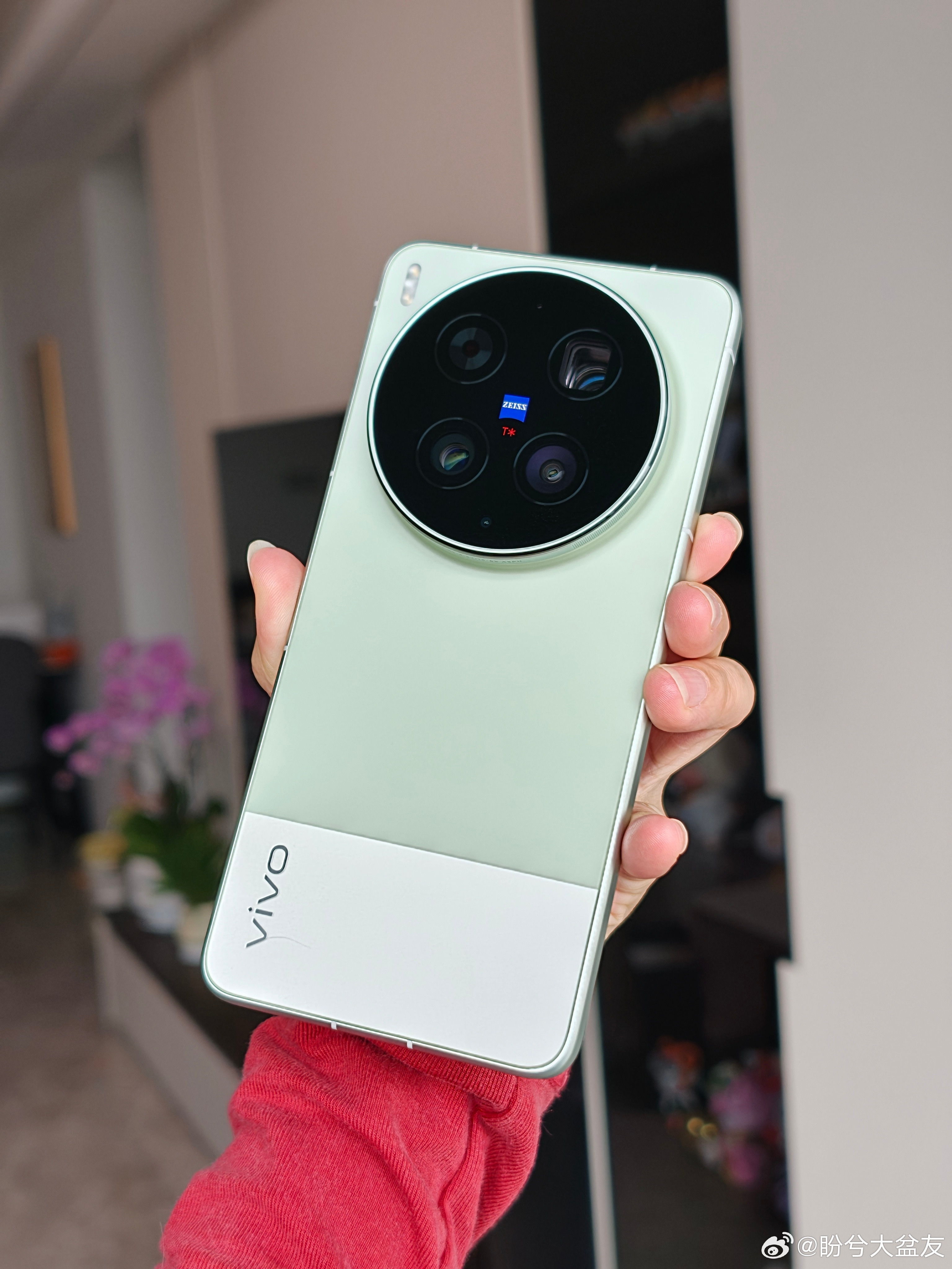 再见了喂，我的vivoX200Ultra！开始用X300Ultra了，用新