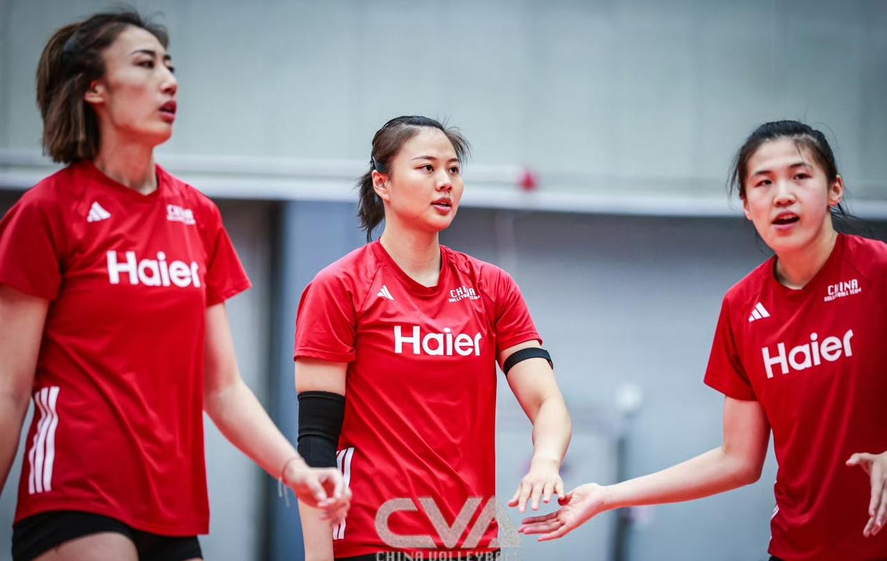 中国女排移师天津！备战亚锦赛，主场冲击奥运门票。根据中国排协8月13日官方