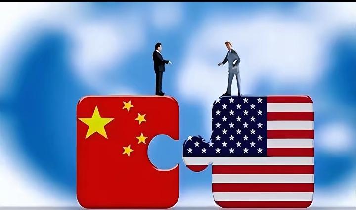 凤凰卫视资深评论员石齐平发文抛出三个观点：一、当前中国正处盛世，得制造者得天下，