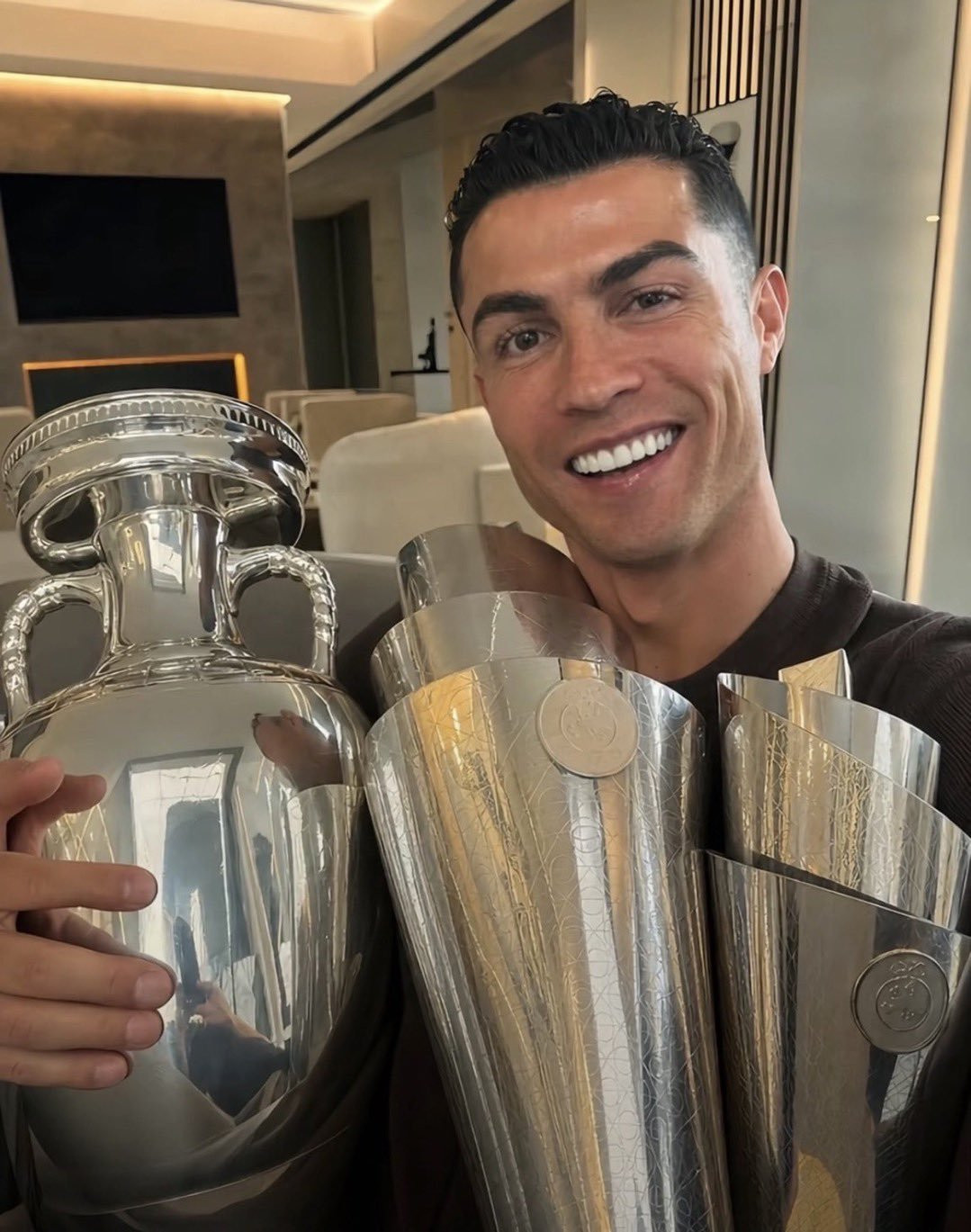 🇵🇹克里斯蒂亚诺・罗纳尔多时代之前的葡萄牙：🏆0座大赛冠军🥈1