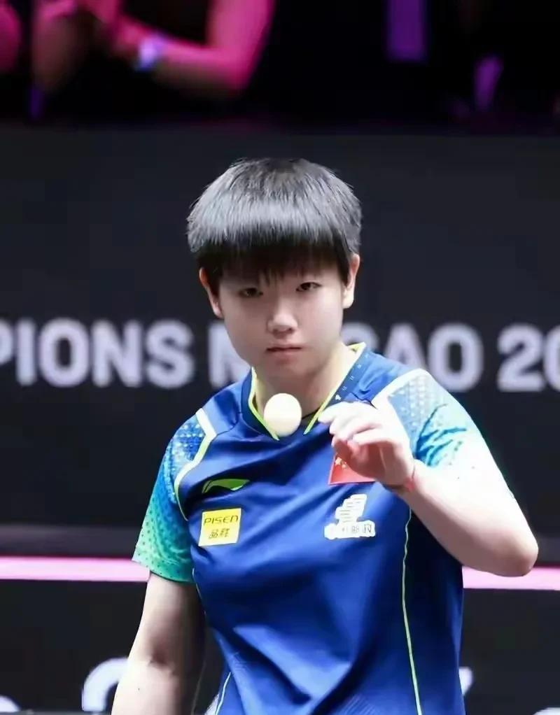 伊藤没有教练靠自己走出低谷，莎莎也是一年多没有教练，也是靠自己，所以莎莎感同身受