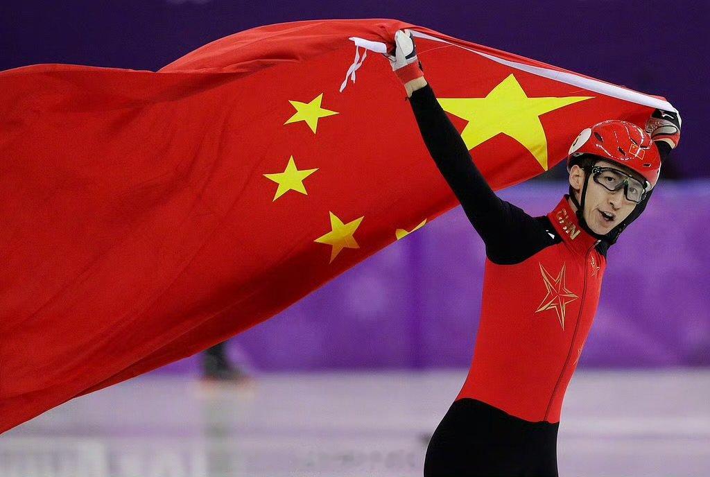 武大靖说换个身份守冰场武大靖真心未改热爱依旧【武大靖拟聘用为主教练】体育总局冬