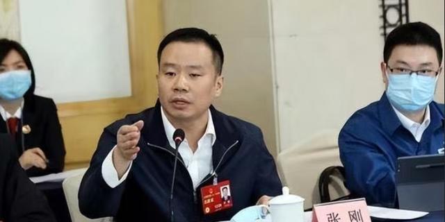 山东茌平杀出的隐形冠军！80后张刚靠三招闷声发大财，5年狂揽1600亿背后的破局