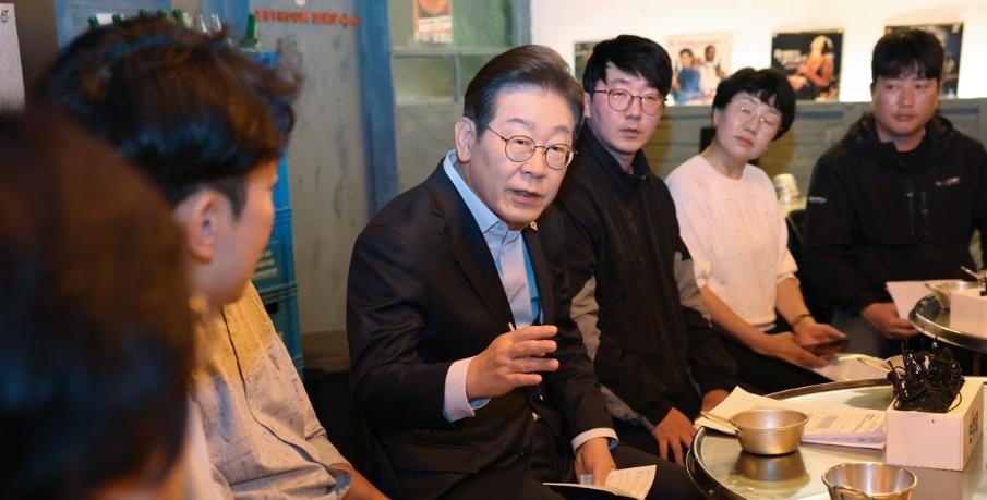 李在明涉违反选举法案终审判决结果：发回重审韩国下一任总统的“热门人选”李在明