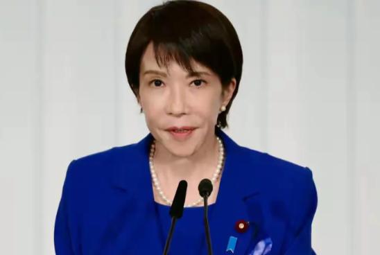 上升到人民战争了！日本民调67%支持高市，中国100%取消未来两周中日航班说