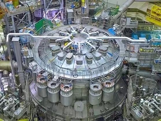 为什么全世界都在奇怪中国在拼命搞核聚变，马斯克甚至公开唱衰说核聚变“愚蠢至极”，