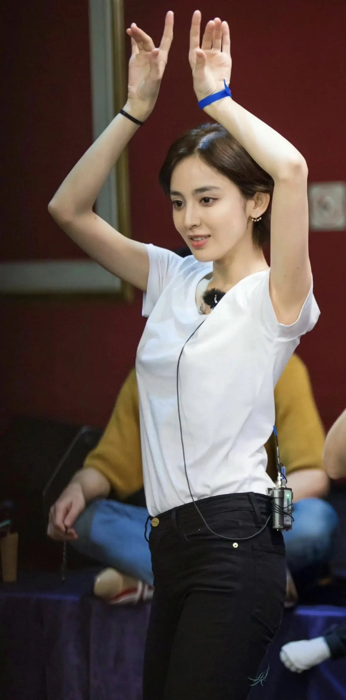 古力娜扎早期 清美如诗早期的古力娜扎，美得纯粹而灵动！