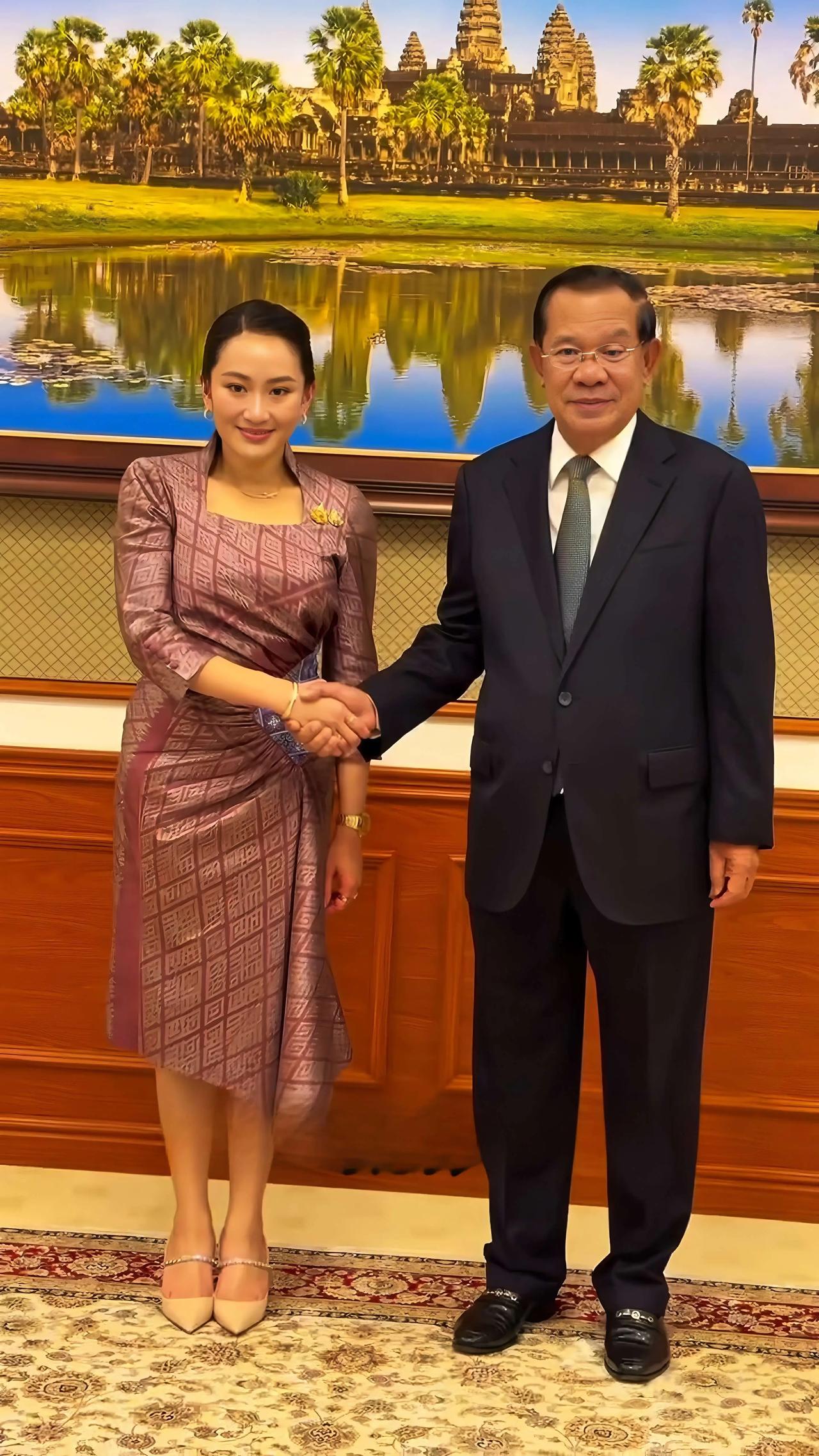 洪森大手笔一挥，册封3000名将军：集体上战场，已被泰国精准击杀4员“大将”！