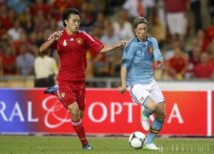 阿斯报：西班牙足协计划在6月世界杯前与中国队在西班牙本土进行热身赛，两队上次交手