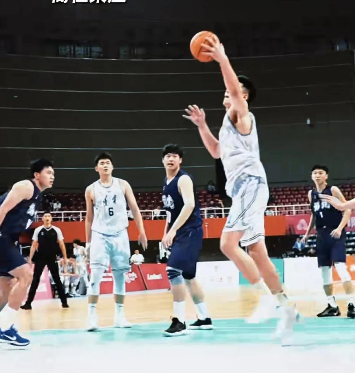 各位辽宁球迷，咱先把心放回肚子里。U21赛场上张峻豪、黄秋实和山东球员的冲突确实