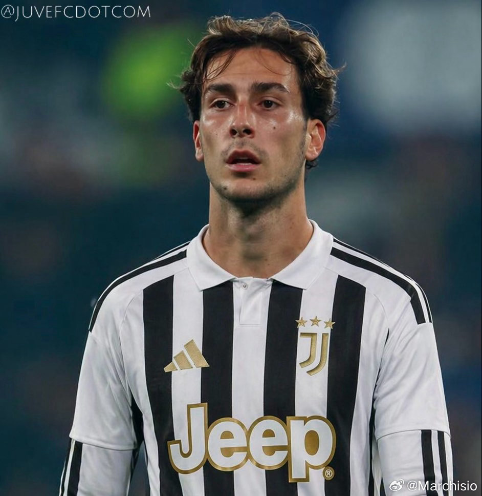 都灵体育报：‼️🇮🇹坎比亚索引起了巴萨的注意，他们可能很快就会提出正式报