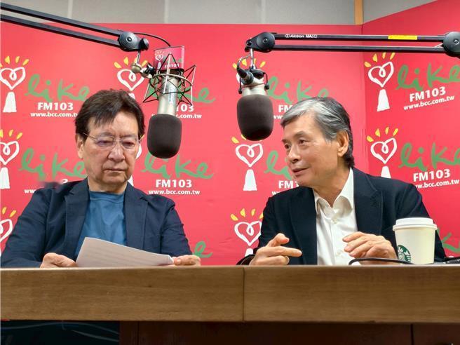马英九基金会风波持续延烧，金溥聪28日透露，是否针对前部属提告，马英九态度仍“犹