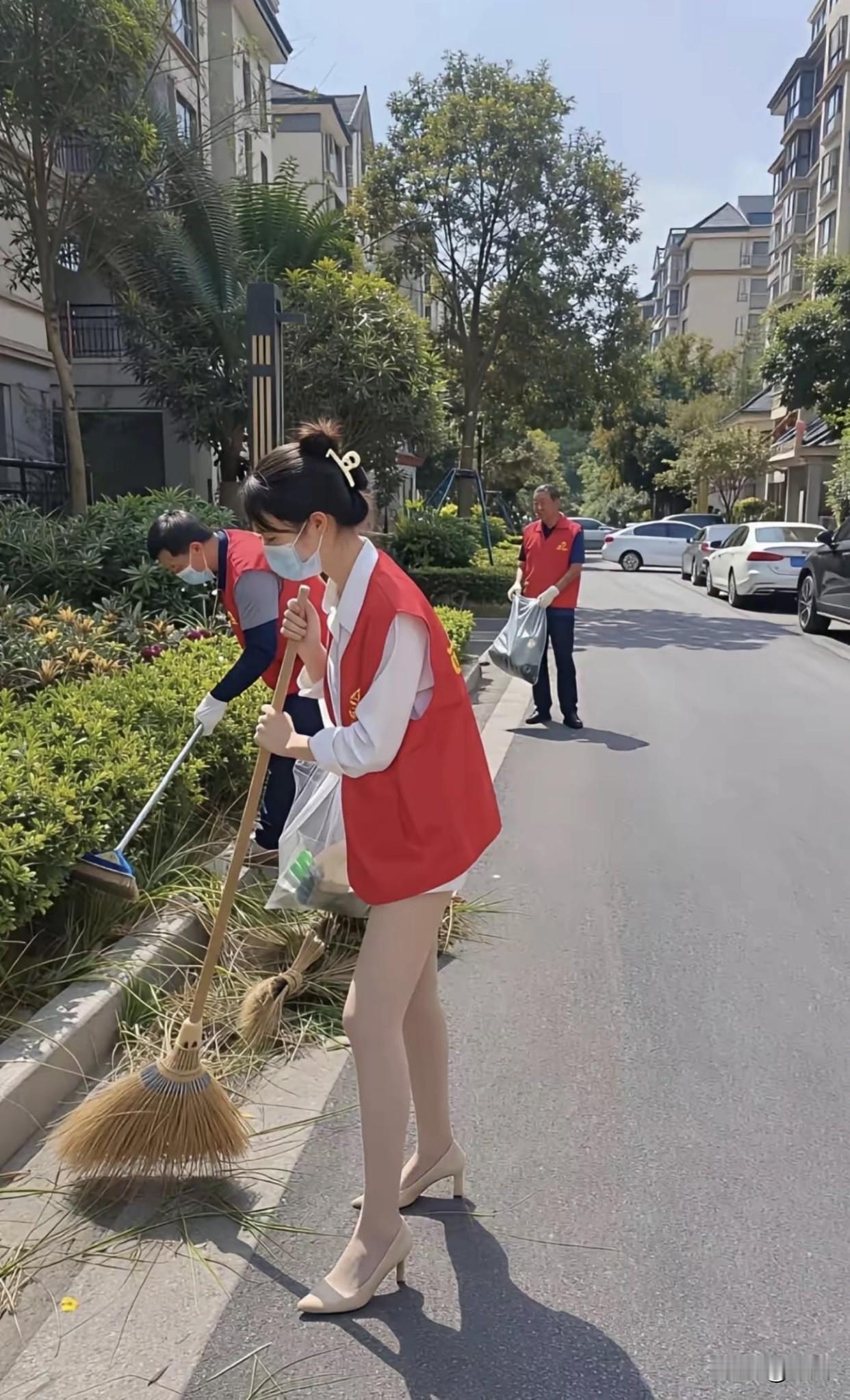 大家觉得什么样的女人是气质女神热爱公益的气质女神有着独特的魅力。她们骨子里从容，