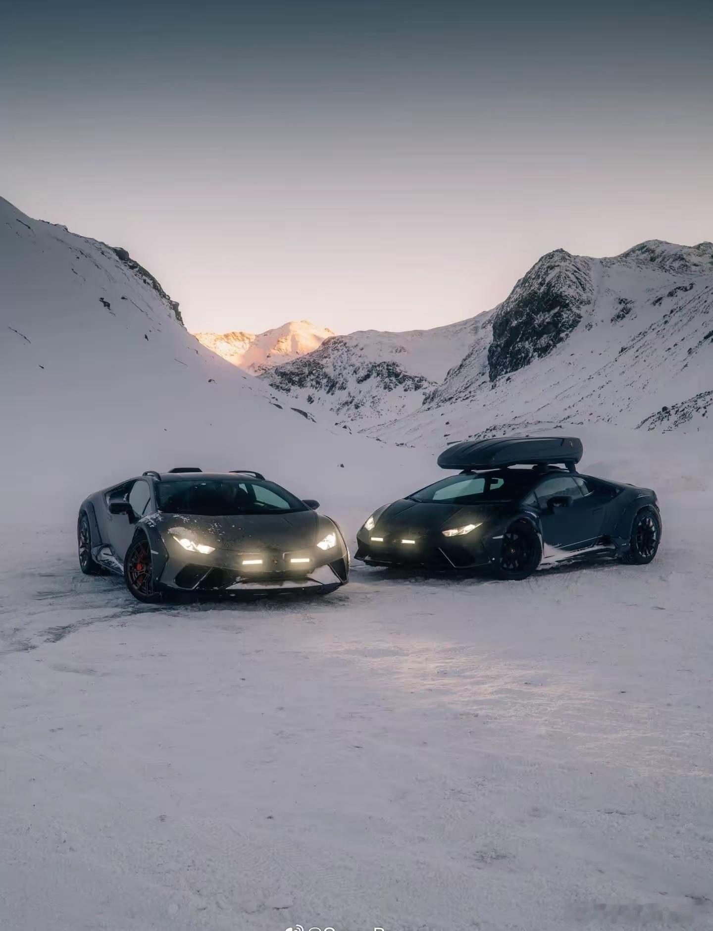 兰博基尼全系穿越阿尔卑斯山，冰雪背景下的大牛太帅了！