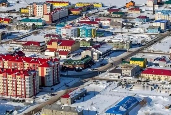 俄高官:沙俄占中国的不妨卖给中国。近年来,俄罗斯一直喊着“向东看”的口号,试图开