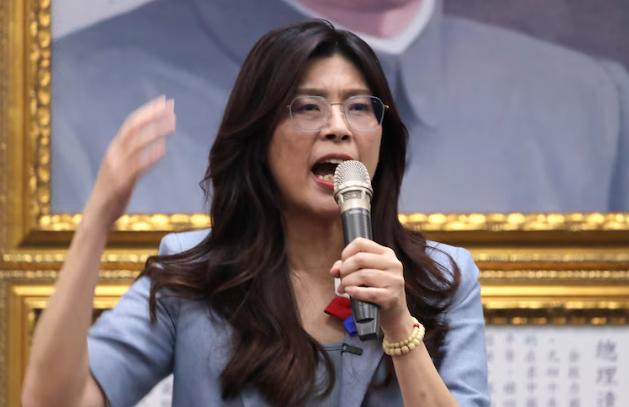 “一言兴国，一言失国！”国民党主席郑丽文11月17日在社交媒体上发表声明正式就日