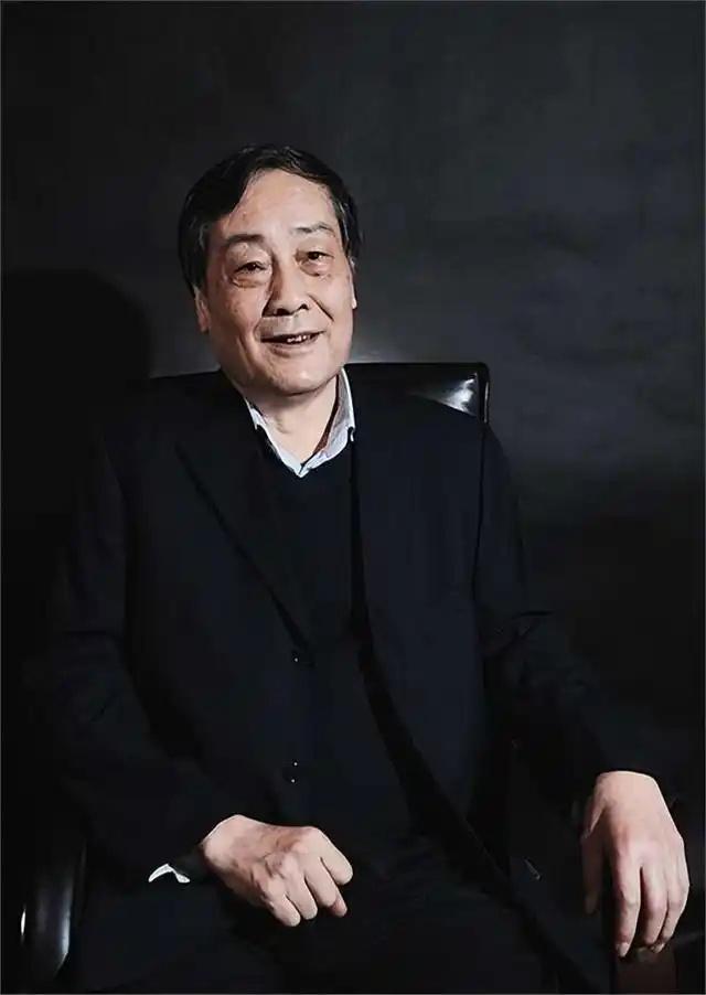宗庆后的棺材板都要压不住了，好面子的他，如今成为了大家眼中的笑话。不仅如此，他