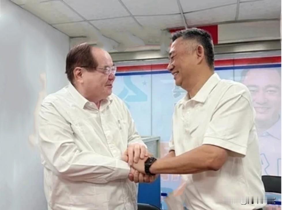 突变！反转！杨镇浯宣布不选了！李乾龙乐了，大赞杨镇浯真是“忠孝两全”呐！今天上午