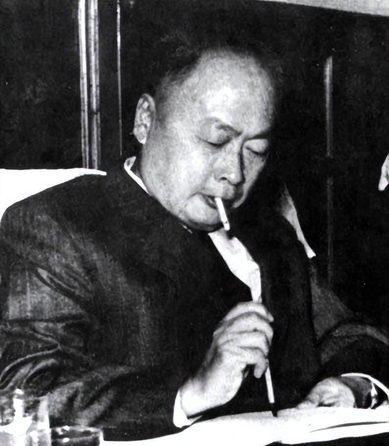 1949年5月30日，刚刚担任上海市长的陈毅接到一封密电。发信人是中共中央情报部