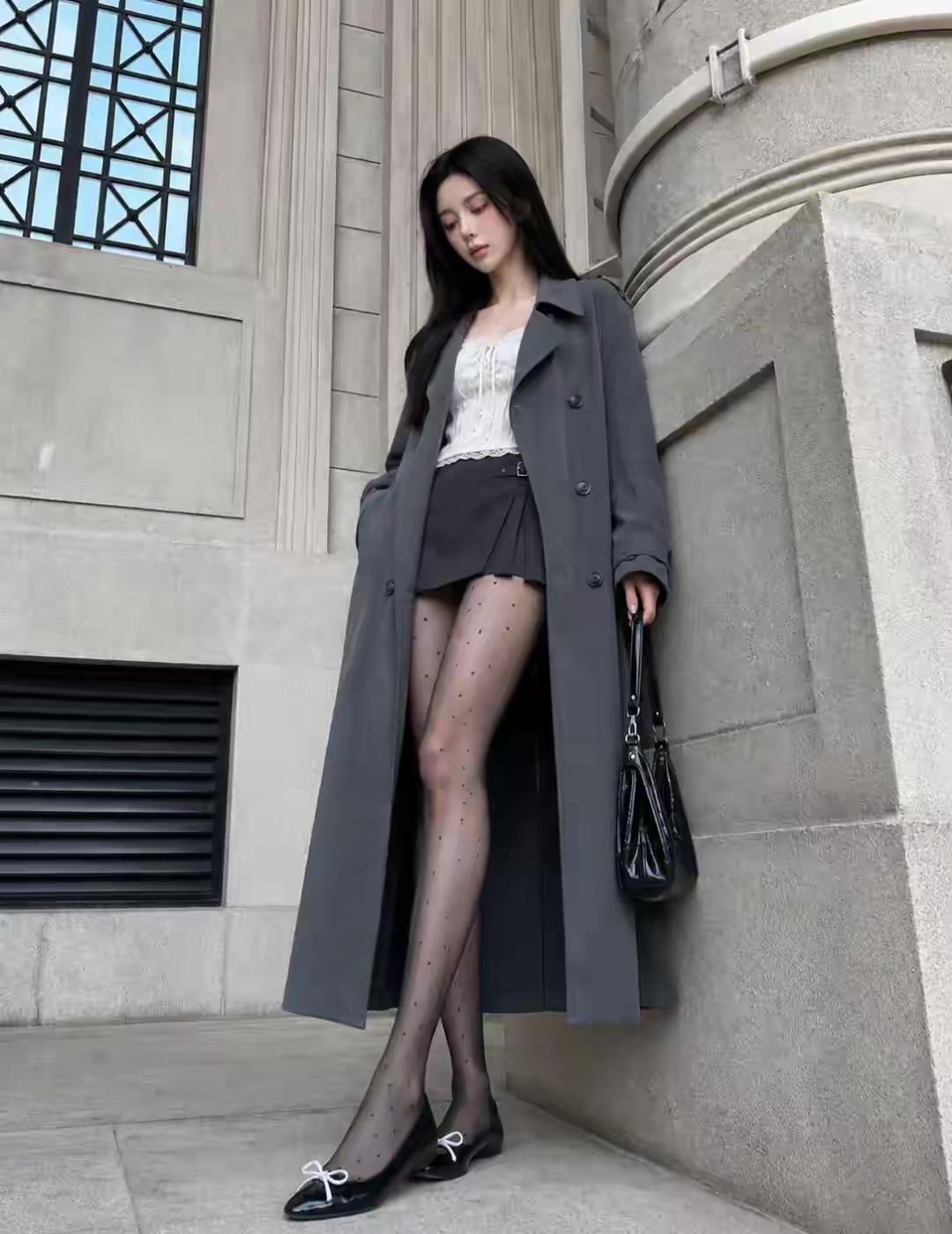 风衣女神